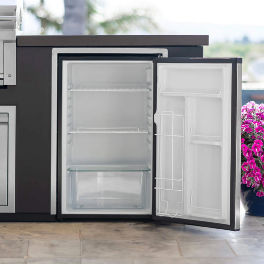Videl Compact Fridge – Outdoor Living – View 2 – Backyard Horizon